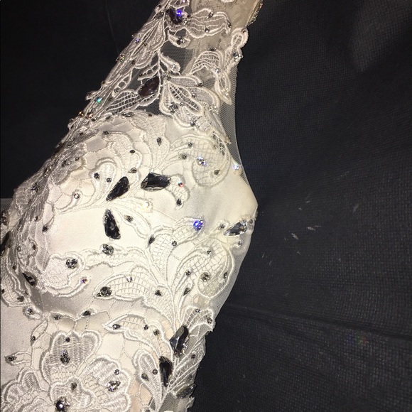 Pinina Tornai gown size 6 - Picture 11 of 11